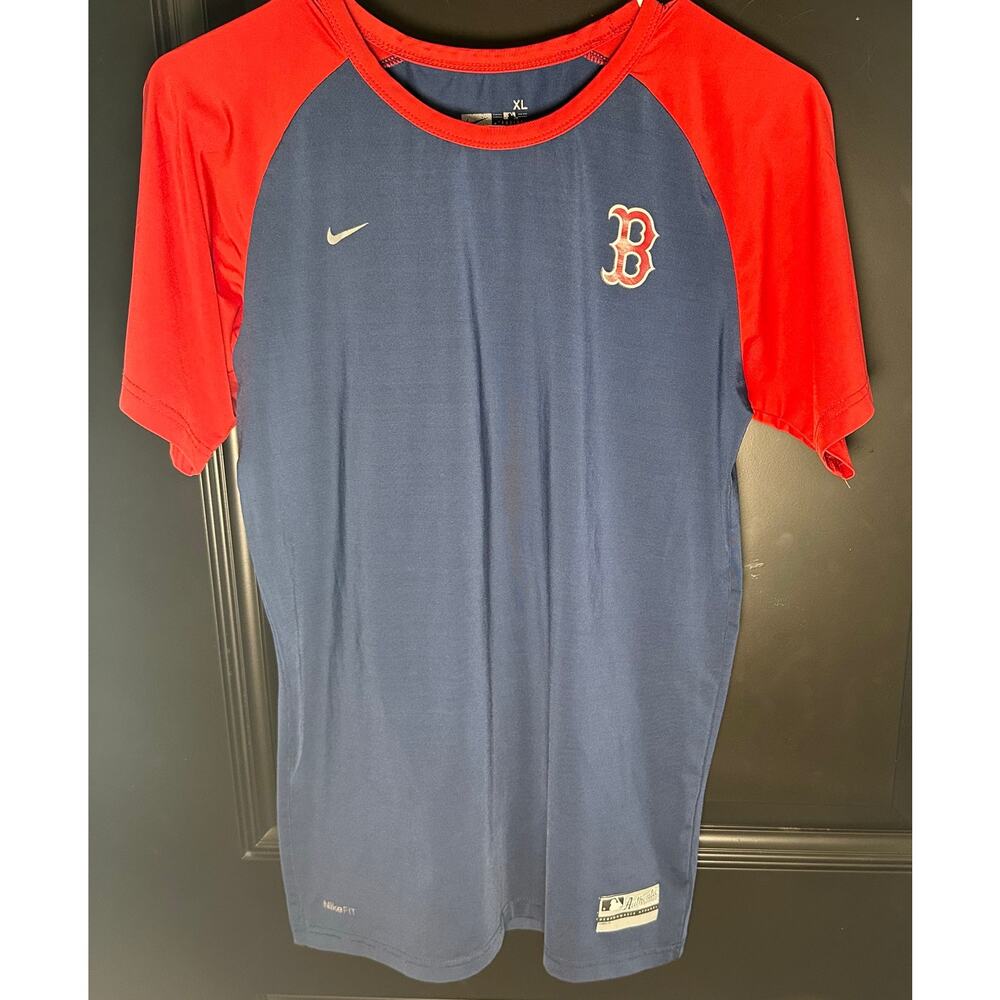 Boys Nike Boston Red Sox Nike Fit Shirt Authentic Collection MLB - Size XL